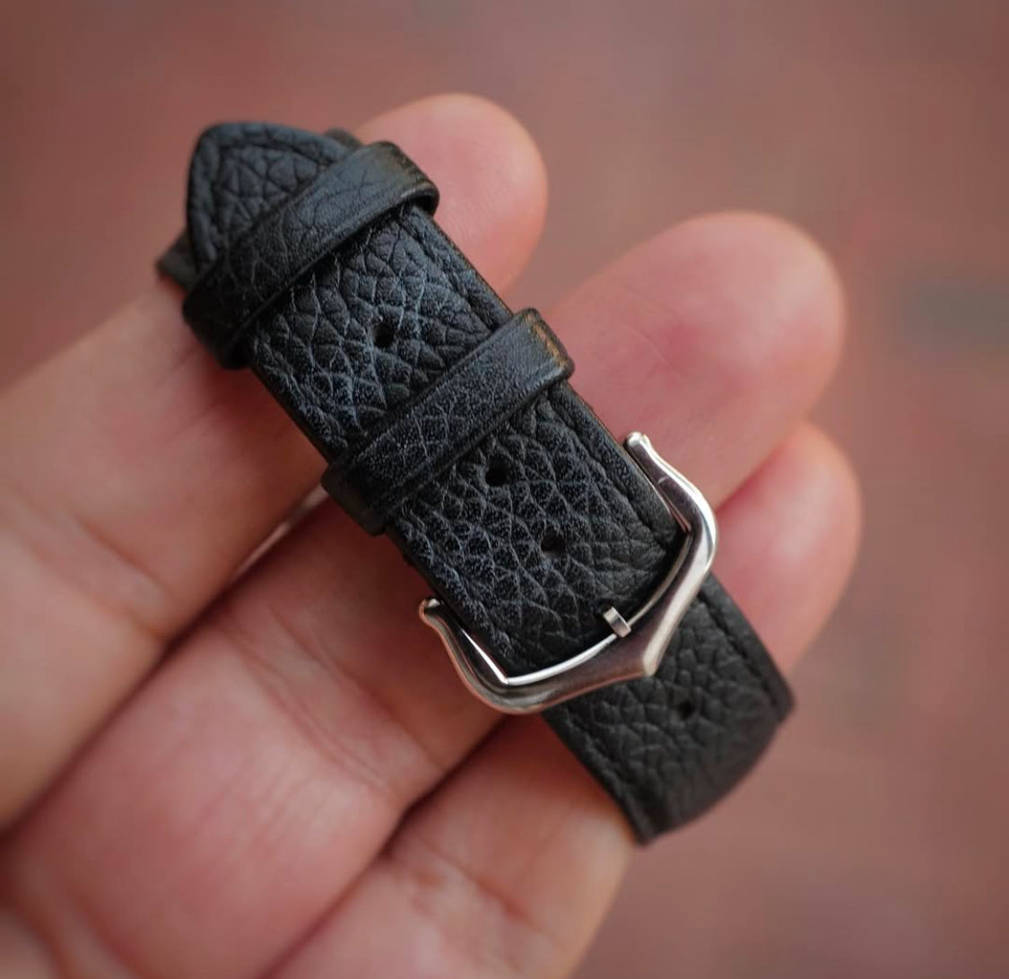 CARTIER MUST TANK BLACK IN PELLE