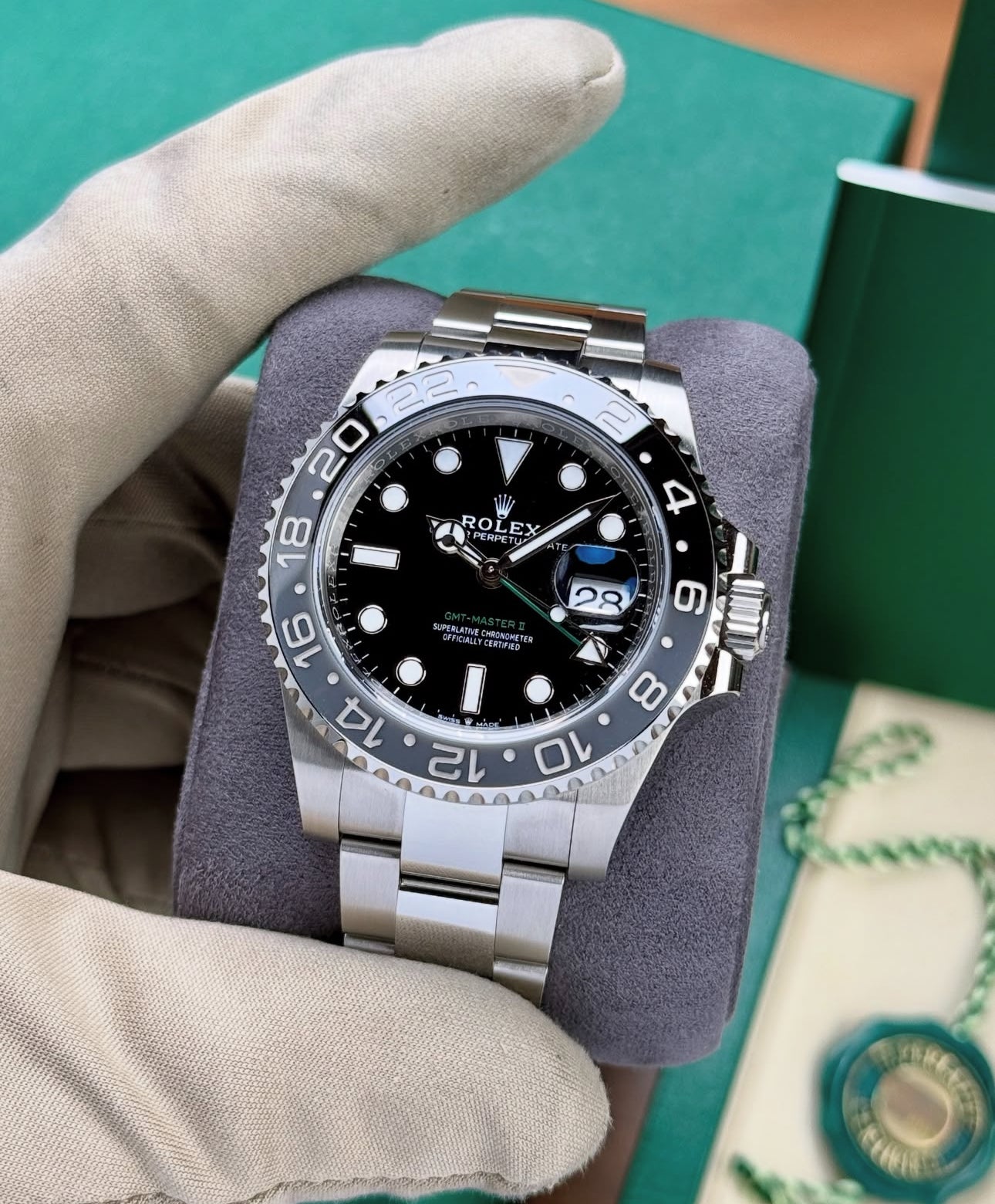 ROLEX GMT-MASTER II OYSTER "BRUCE WAYNE"