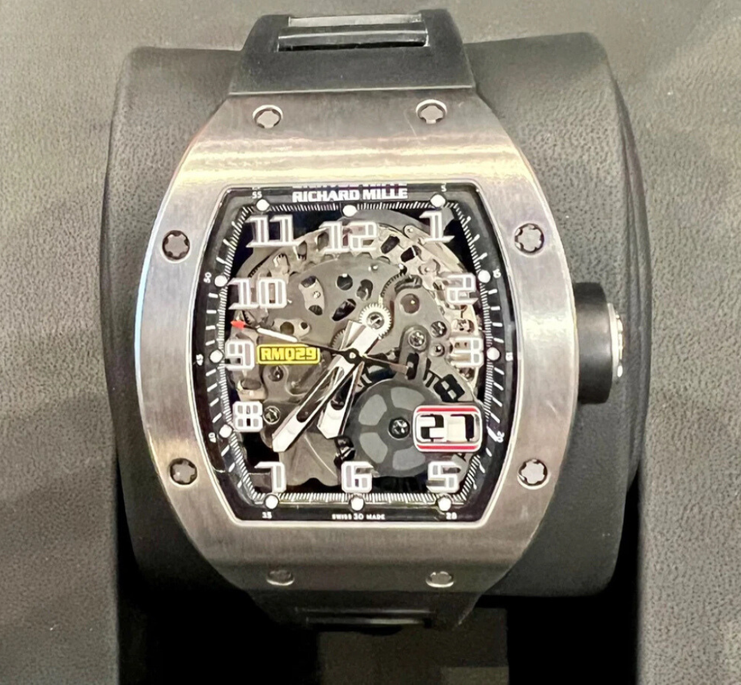 RICHARD MILLE GREY CARBON