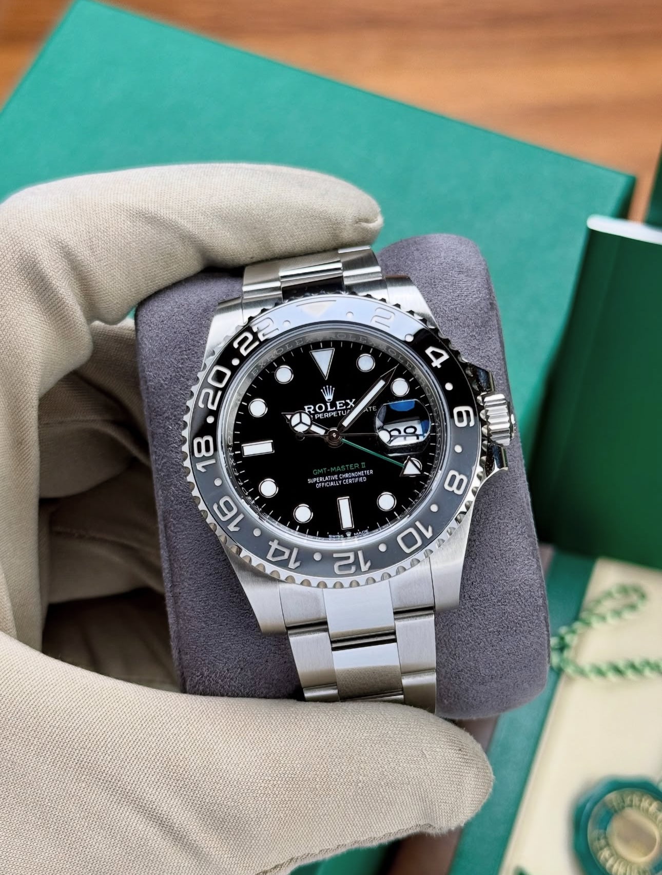 ROLEX GMT-MASTER II OYSTER "BRUCE WAYNE"