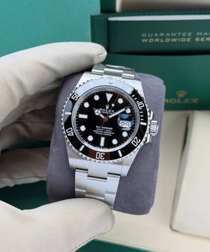 ROLEX SUBMARINER DATE