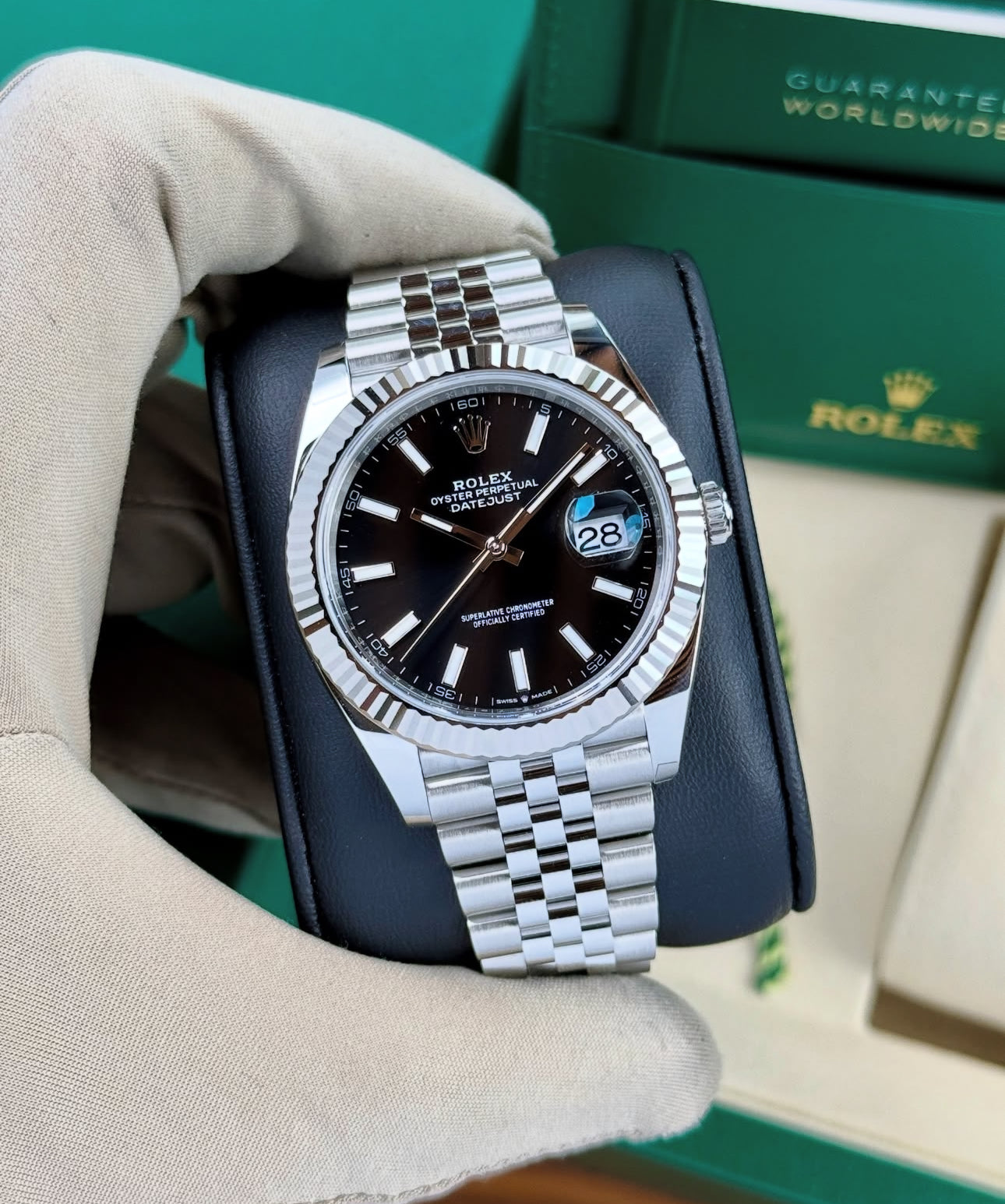 ROLEX DATEJUST JUBILÈE BLACK DIAL