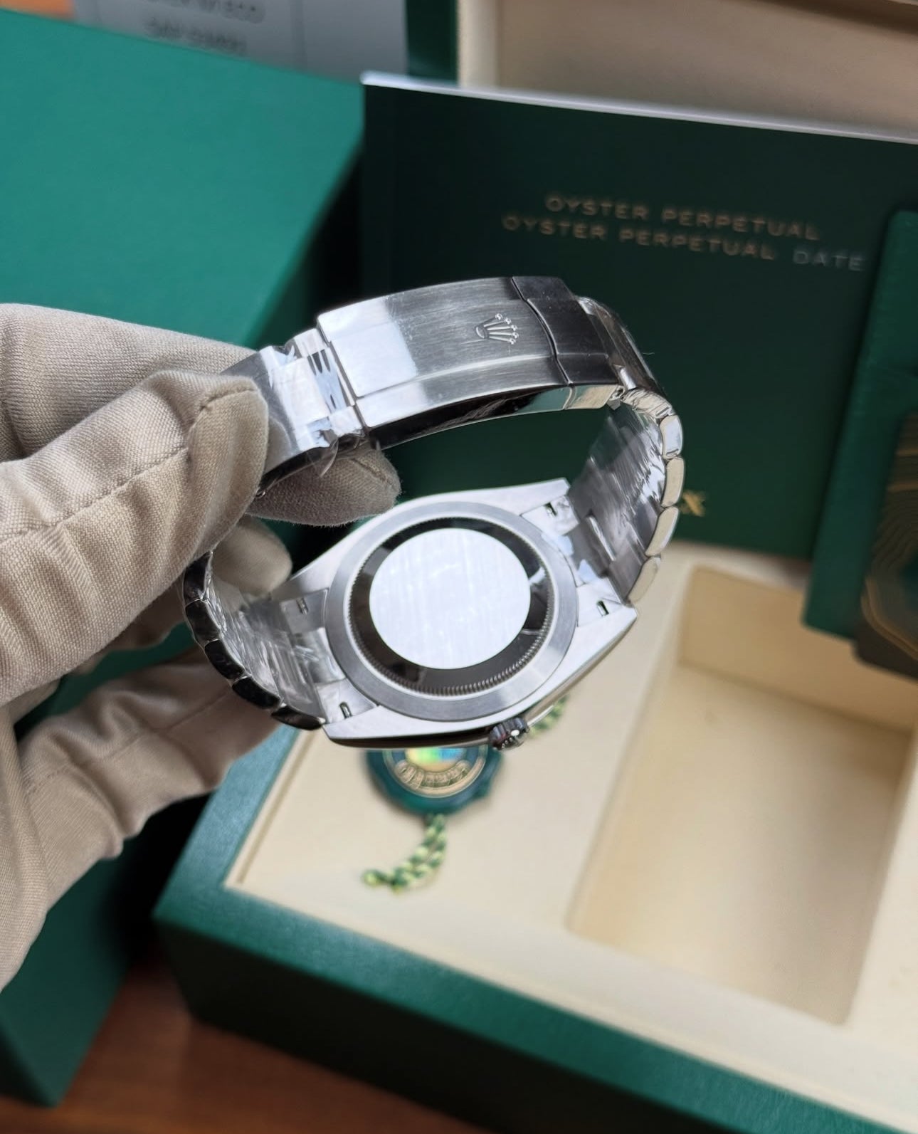 ROLEX OYSTER PERPETUAL SILVER DIAL