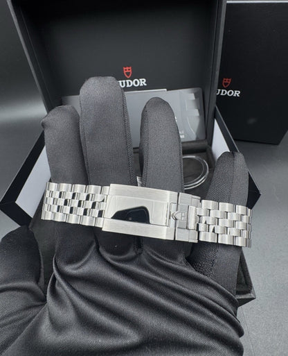 TUDOR BLACK BAY PINK CHRONO