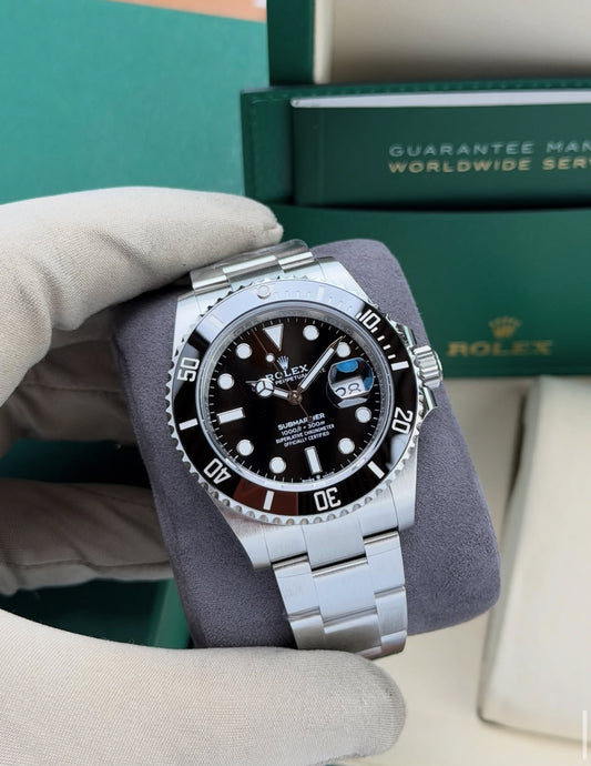 ROLEX SUBMARINER DATE