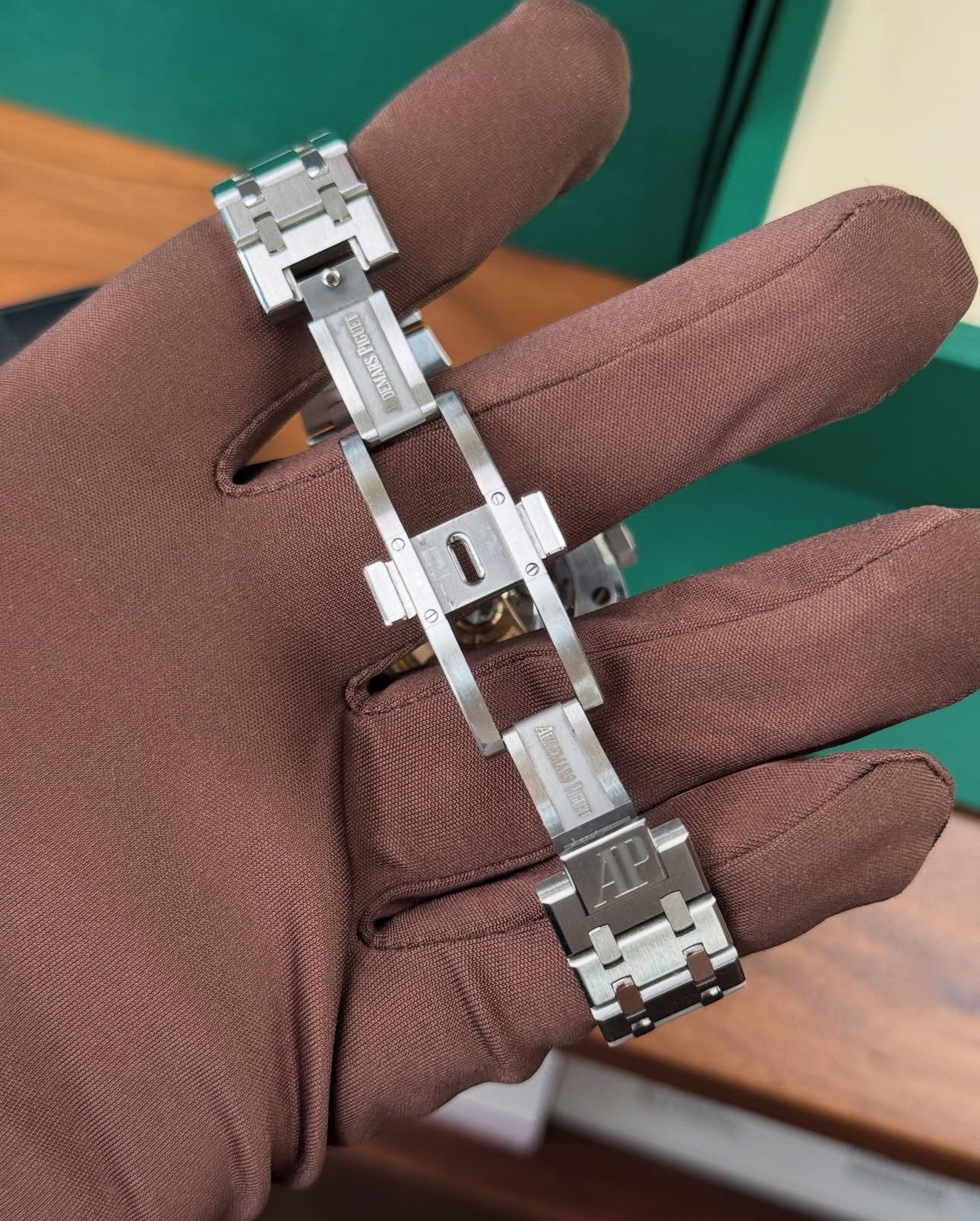 AUDEMARS PIGUET ROYAL OAK JUMBO WHITE