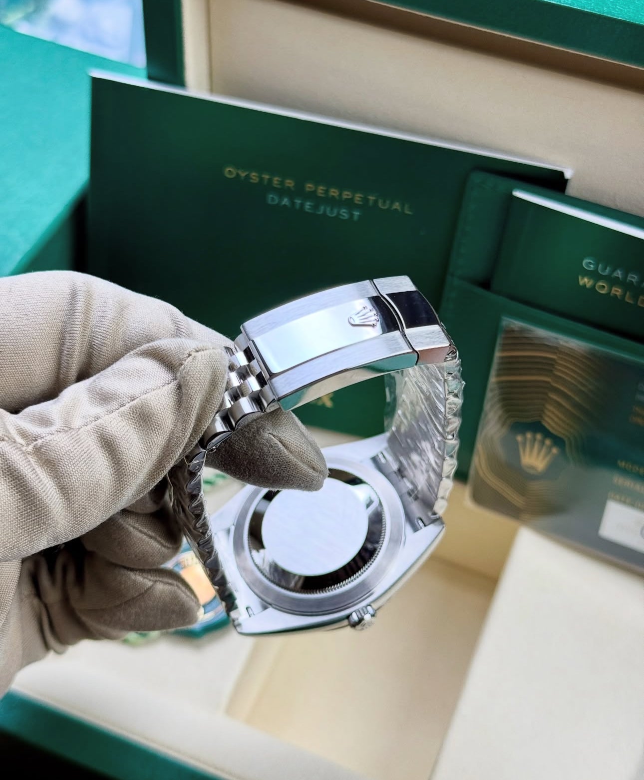 ROLEX DATEJUST JUBILEE WHITE DIAL