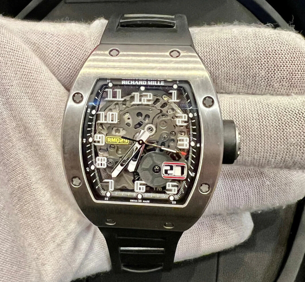 RICHARD MILLE GREY CARBON